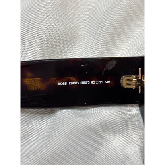 Hugo Boss BOSS 1363/S Oversized Tortoiseshell Sunglasses main image 4